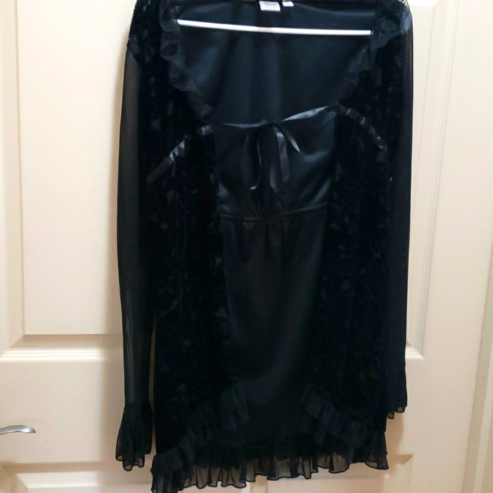 Dream girl black velvet lace sheer top